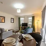 Апартаменты Bright 1 Bed Harbour-side W Sea Views *