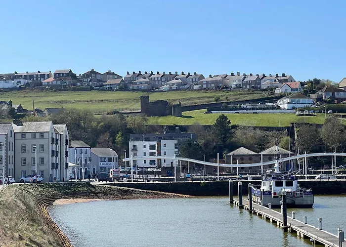 Apartment Bright 1 Bed Harbour-side W Sea Views *