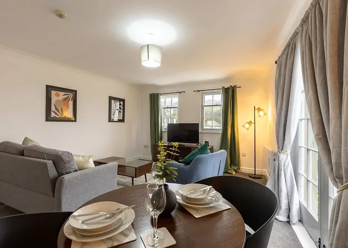 Apartment Bright 1 Bed Harbour-side W Sea Views *